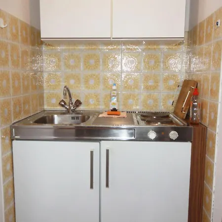 Gabriele By Interhome לופר